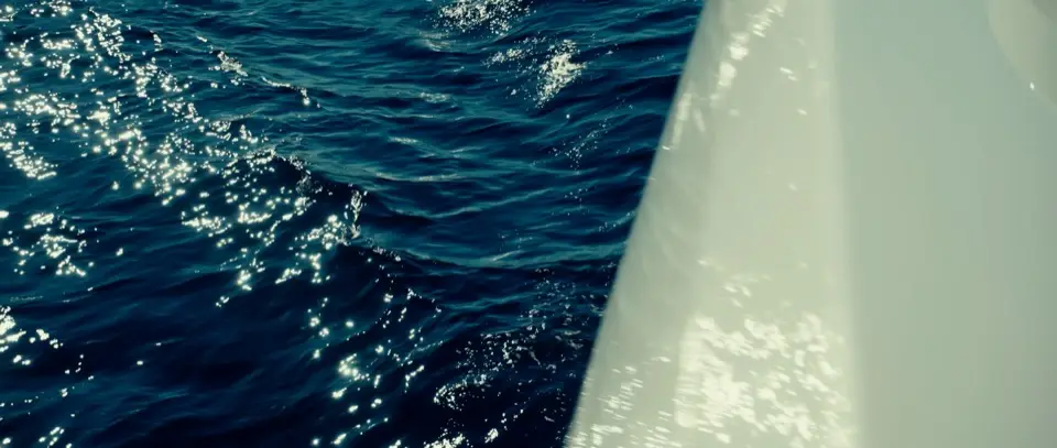 Yacht campaign frame